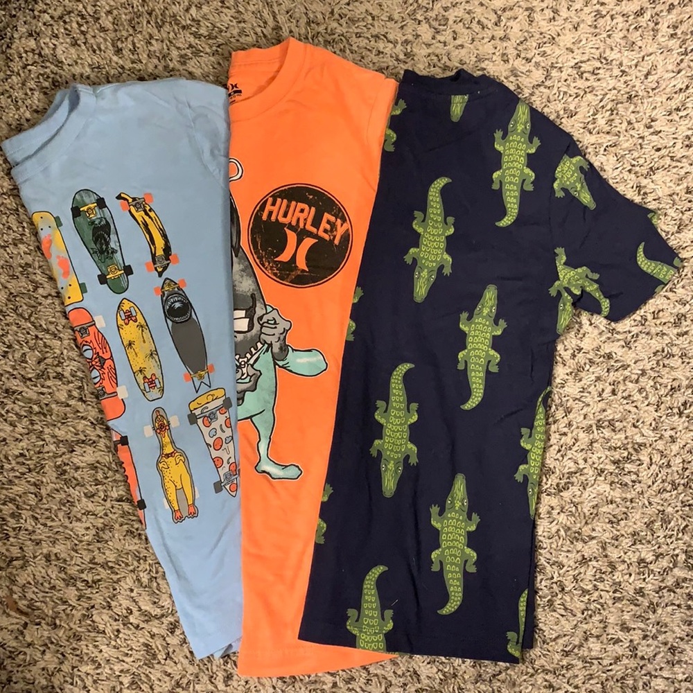 Boys graphic tees